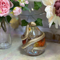 Floral Resin Trinket Snake Jar with Pressed Flowers – Handmade Jewelry Box & Keepsake Storage