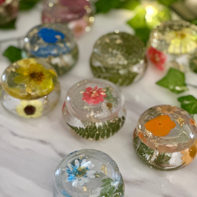 Pressed Flower Resin Trinket Jar – Small Ring Holder & Jewelry Stash Jar with Lid – Handmade Philadelphia - Handmade By Theia